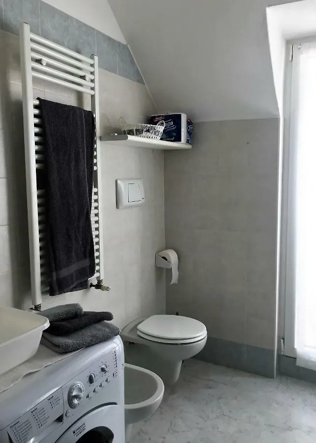 La Magnolia Apartments Violet Дезенцано-дель-Гарда Италия